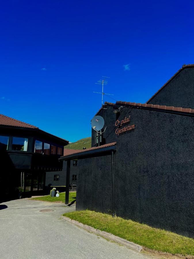 Oppdal Gjestetun Hotell Екстер'єр фото
